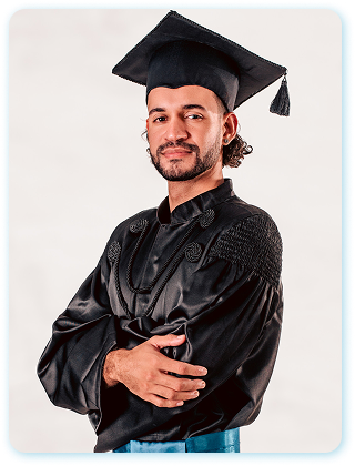 William de toga e capelo na formatura de Engenharia Civil, UFS, 2019